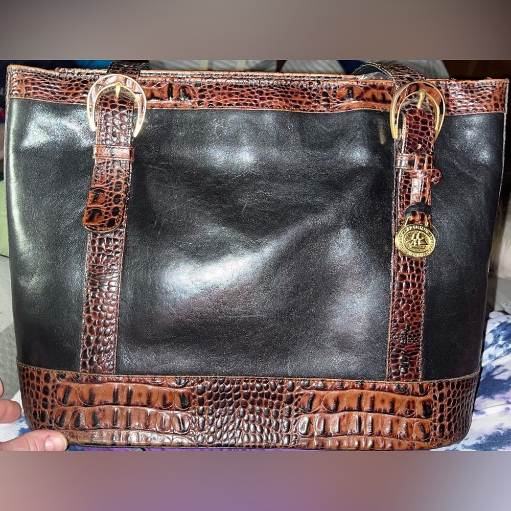 Brahmin EUC Vintage Croc-Embossed Leather Tote With Dust Bag